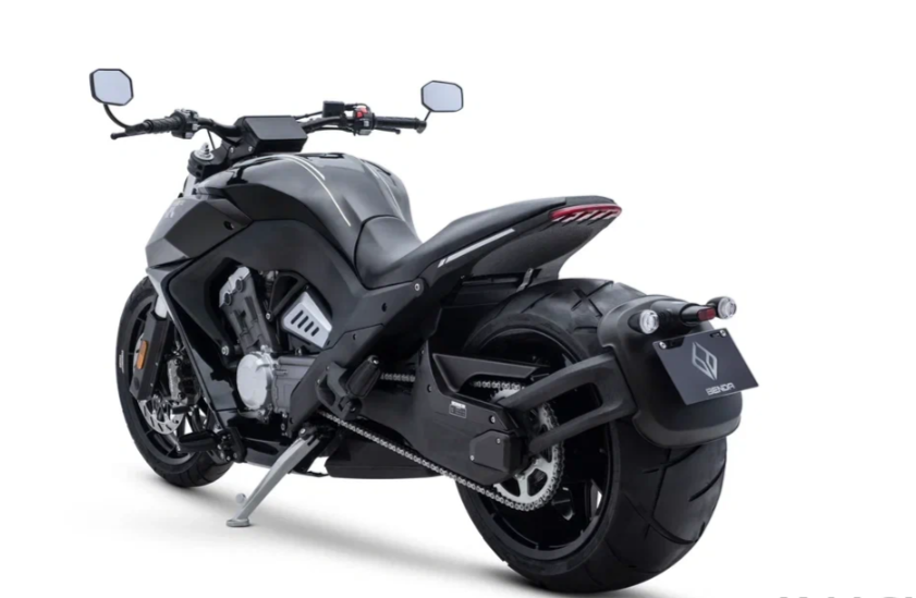 Мотоцикл Benda LFC 700 в Ельце