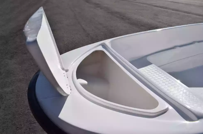 Стеклопластиковая лодка Пингвин (тримаран) в Ельце