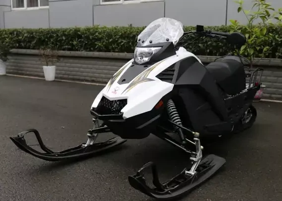 Снегоход ULAR 220 в Ельце