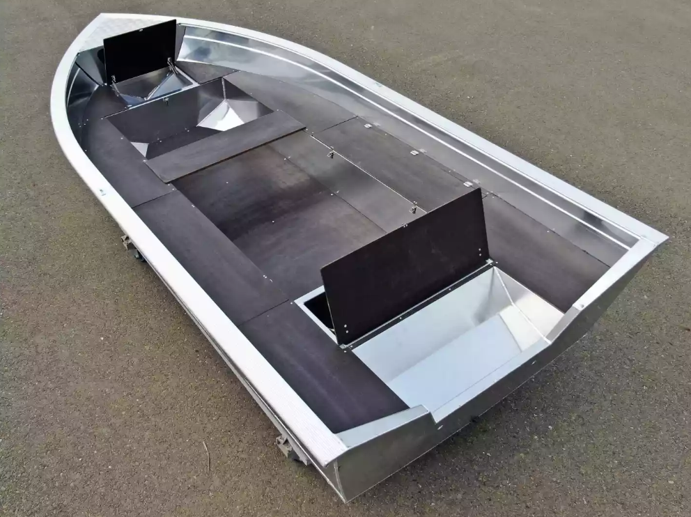 Алюминиевая лодка  Неман-420 в Ельце