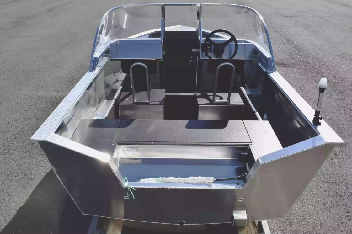 Алюминиевая лодка  Неман-400 DCM в Ельце