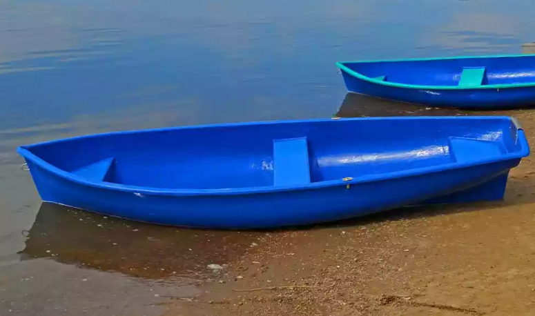 Стеклопластиковая лодка Омуль в Ельце