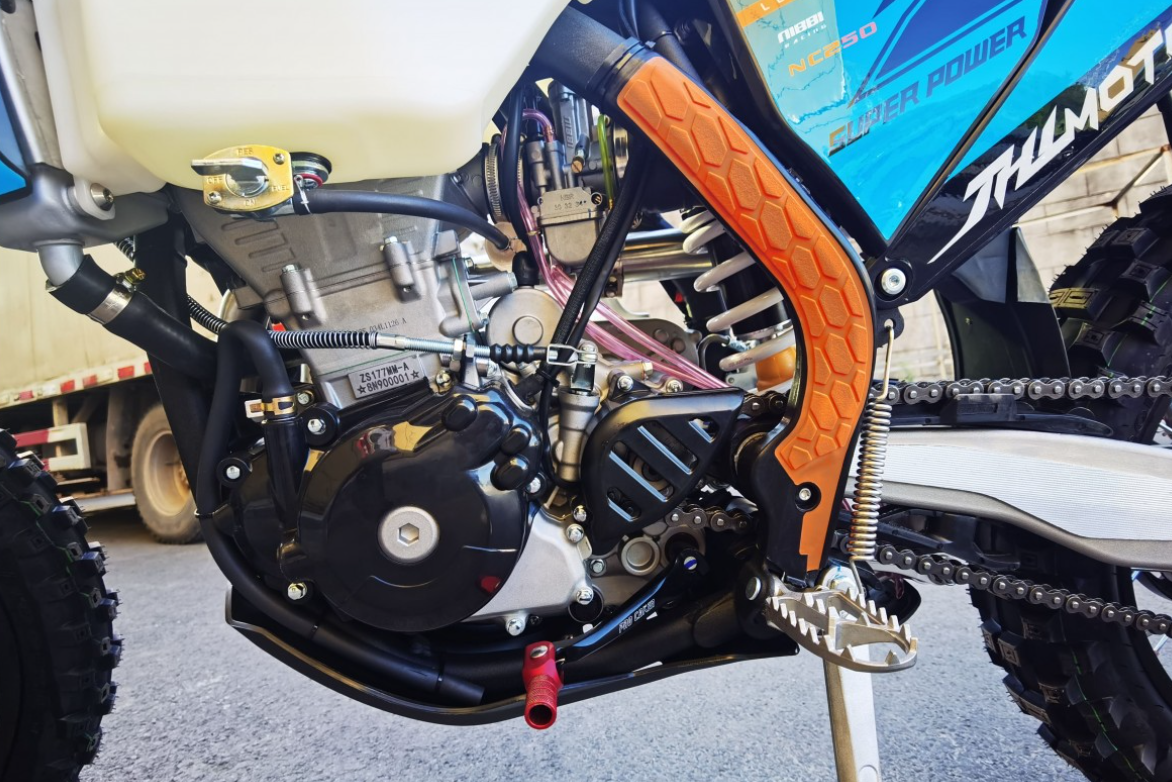 Мотоцикл JHLMOTO JHL Z7 NC250S (177MM-A) в Ельце