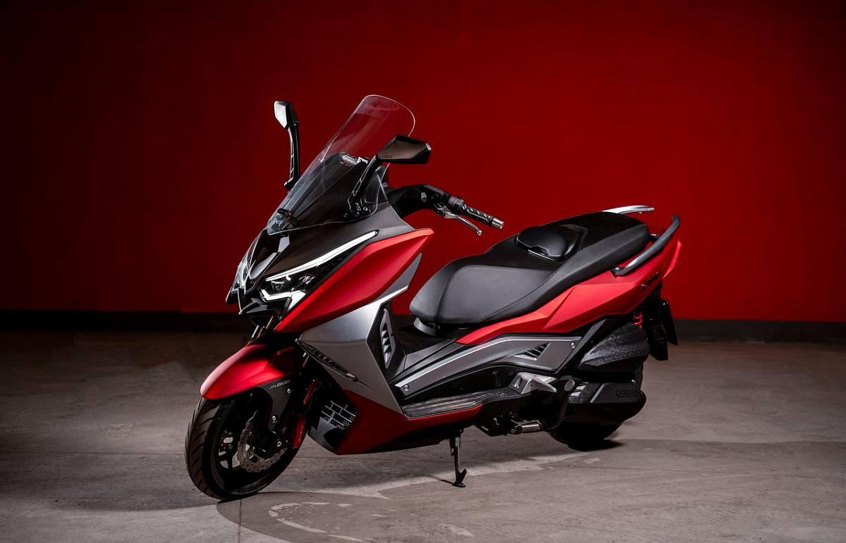 МАКСИСКУТЕР ARIIC 318 в Ельце