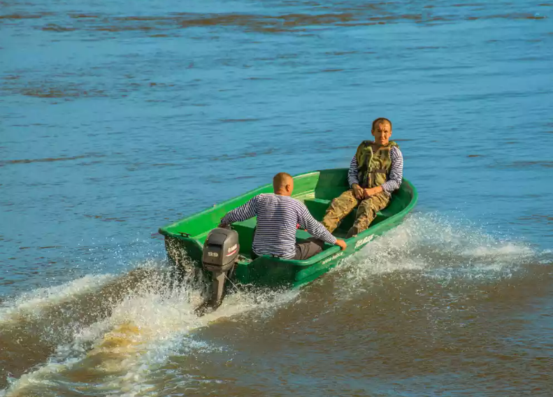 Стеклопластиковая лодка Neman-340 (тримаран) в Ельце