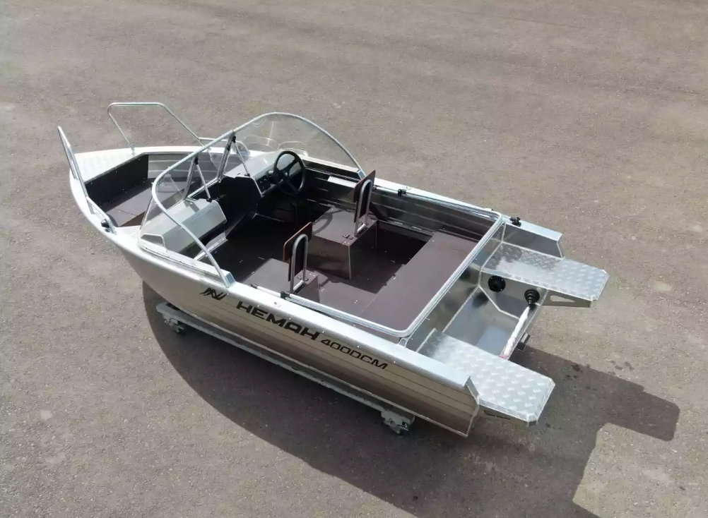 Алюминиевая лодка  Неман-400 DCM NEW в Ельце