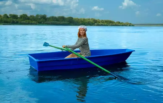 Стеклопластиковая лодка Малютка в Ельце