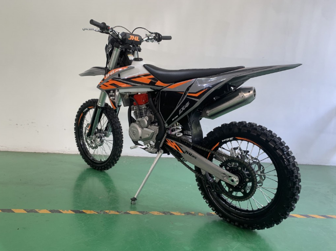 Мотоцикл JHLMOTO JHL LX4 CB300RL (175FMN) в Ельце