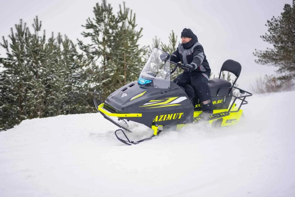 Миниснегоход Бурлак Азимут 24 л.с. , эл.запуск, реверс, тормоз гидравл, капот черный в Ельце