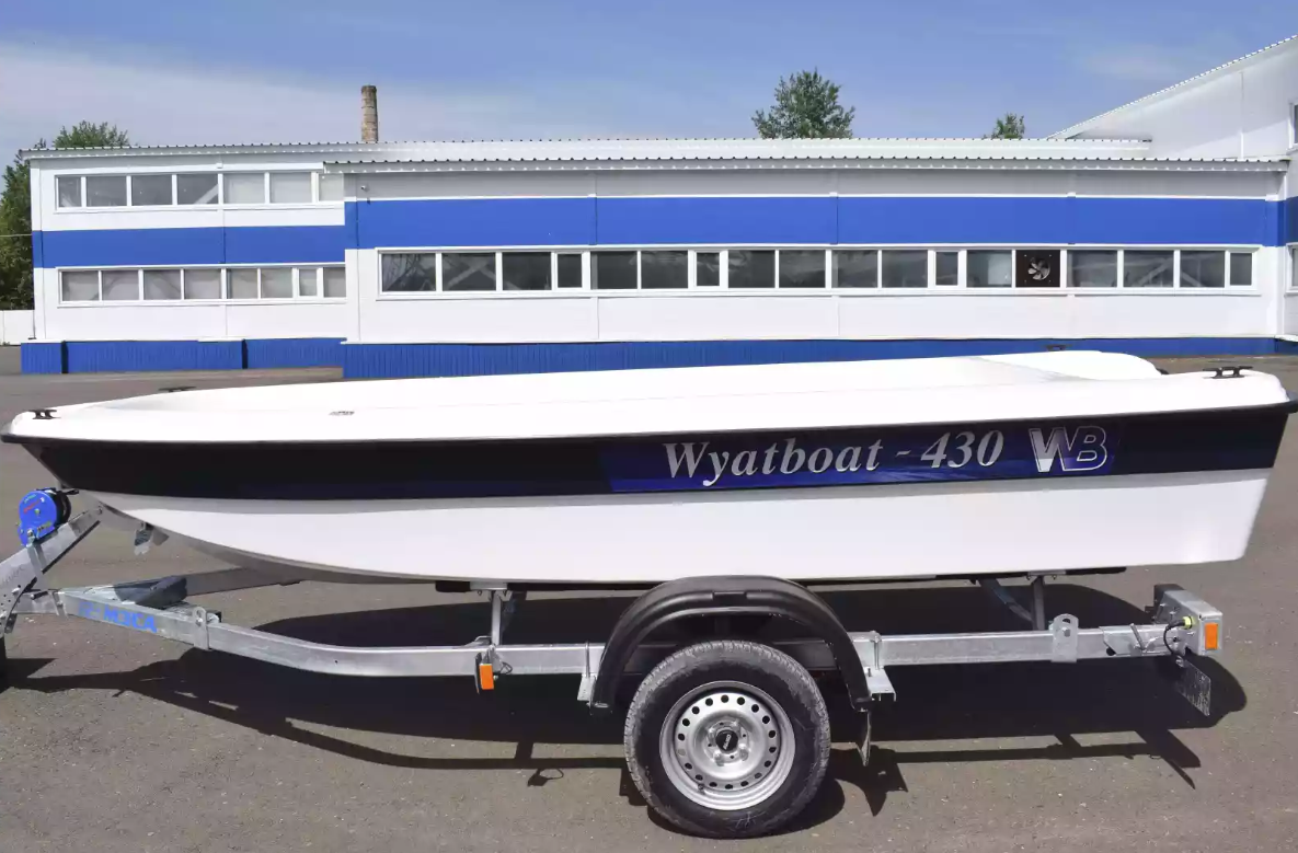 Стеклопластиковая лодка Wyatboat 430 тримаран в Ельце