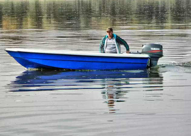 Стеклопластиковая лодка Wyatboat 430 тримаран в Ельце