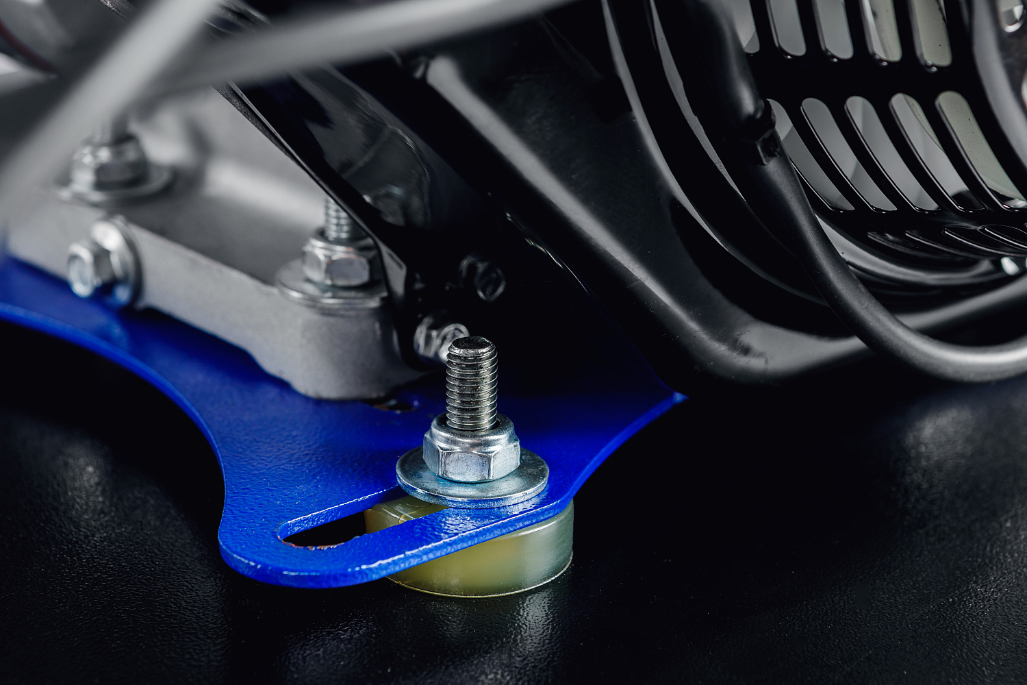 МОТОБУКСИРОВЩИК IKUDZO LONG 2.0 1700/500 EKR19 в Ельце