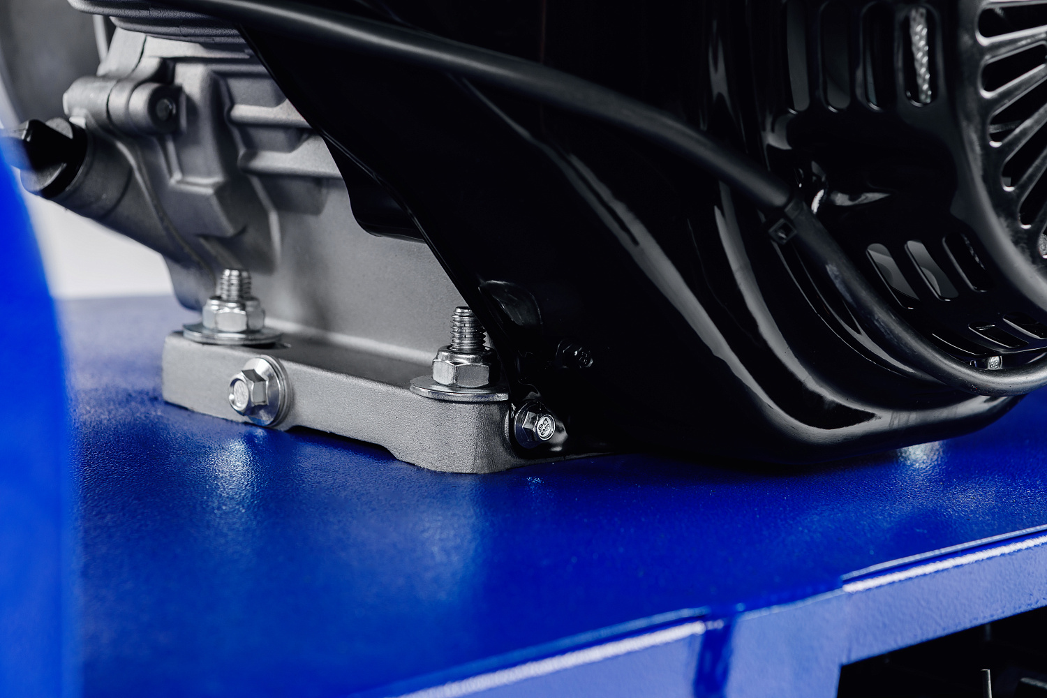 Мотобуксировщик SNOW DOG 17 с эл. запуском (DINKING) в Ельце